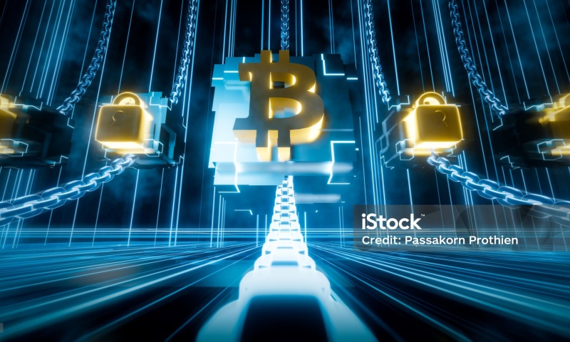 比特币价格受哪些因素影响？比特币涨跌的关键变量解析